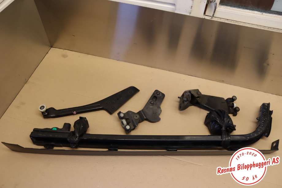Diverse deler til Ford Transit Connect, 2013-2018 Type II, Fase 1  (FORD|DT11-V25005-BJ)