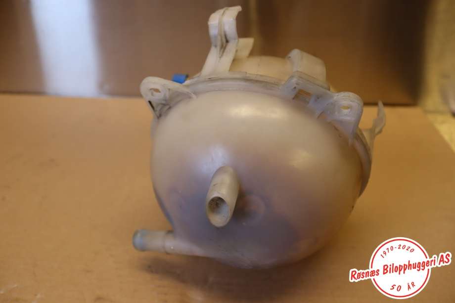 Ekspansjonstank til VW CC 2008-2012 (PASSAT CC) (PASSAT CC) (VOLKSWAGEN||1K0121407A)