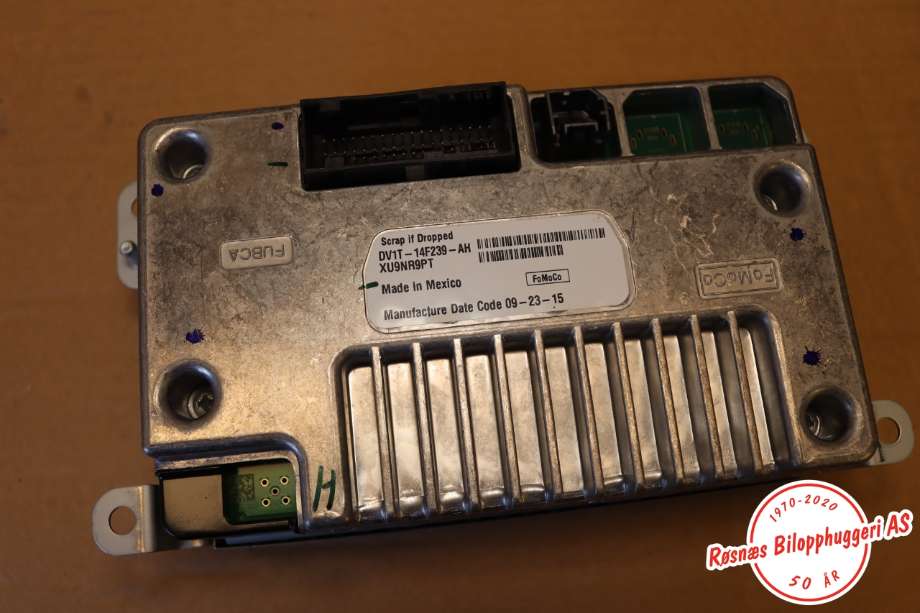 Multimedia display (MCU - Media Controller Unit) til Ford Transit Connect 2013-2018 Type II, Fase 1  (FORD||DV1T-14F239-AH)
