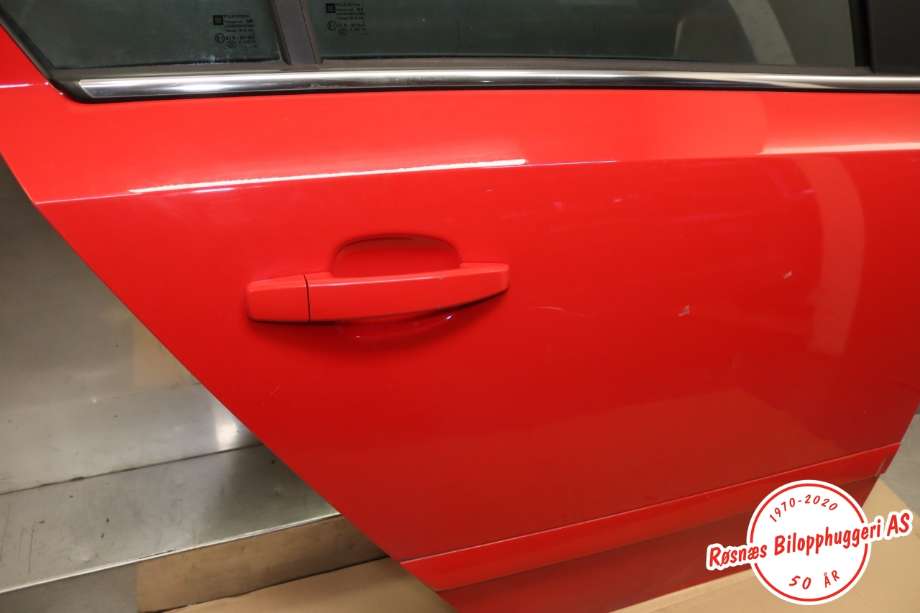 Dør høyre bak til Opel Astra H 2004-2009  (OPEL|13162877|)