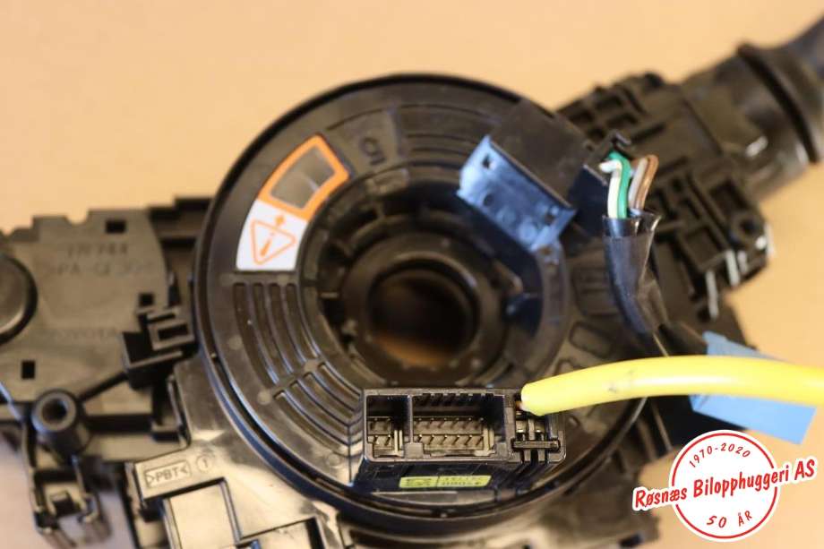 Bryter combi til Toyota RAV4 2016-2019 (Type IV, Fase 2)  (TOYOTA||8414033250)