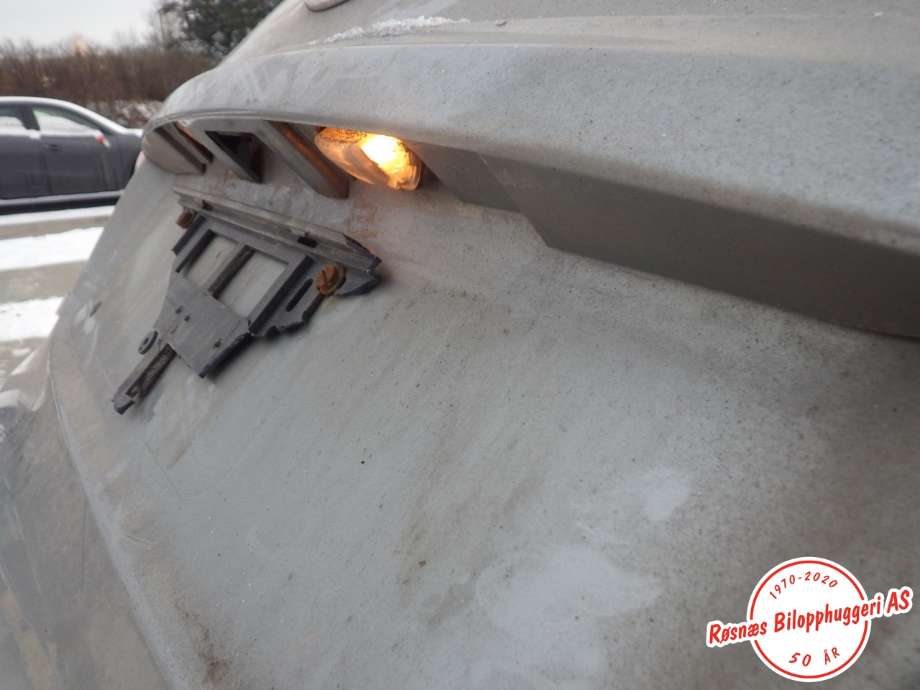 Bakluke til Toyota Avensis 2009-2015 (Type III, Fase 1) (TOYOTA|6700505100|)