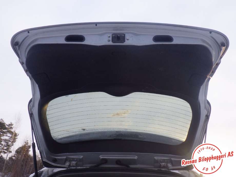 Bakluke til Toyota Avensis 2009-2015 (Type III, Fase 1) (TOYOTA|6700505100|)