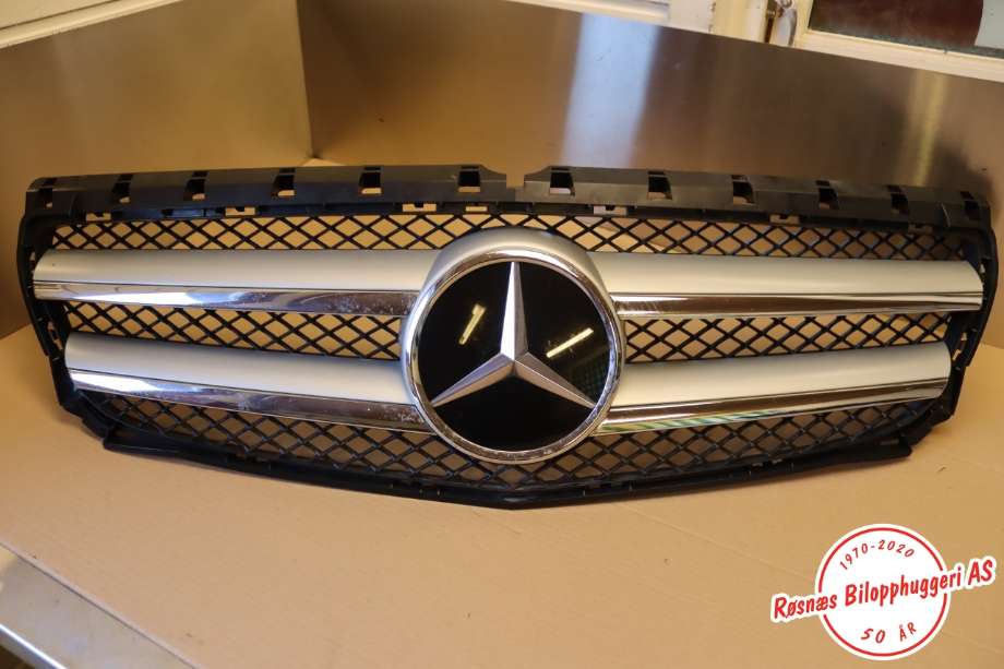Grill til Mercedes B-Klasse, 2011-2018 (W246) (W246) (MERCEDES|A0009051302)