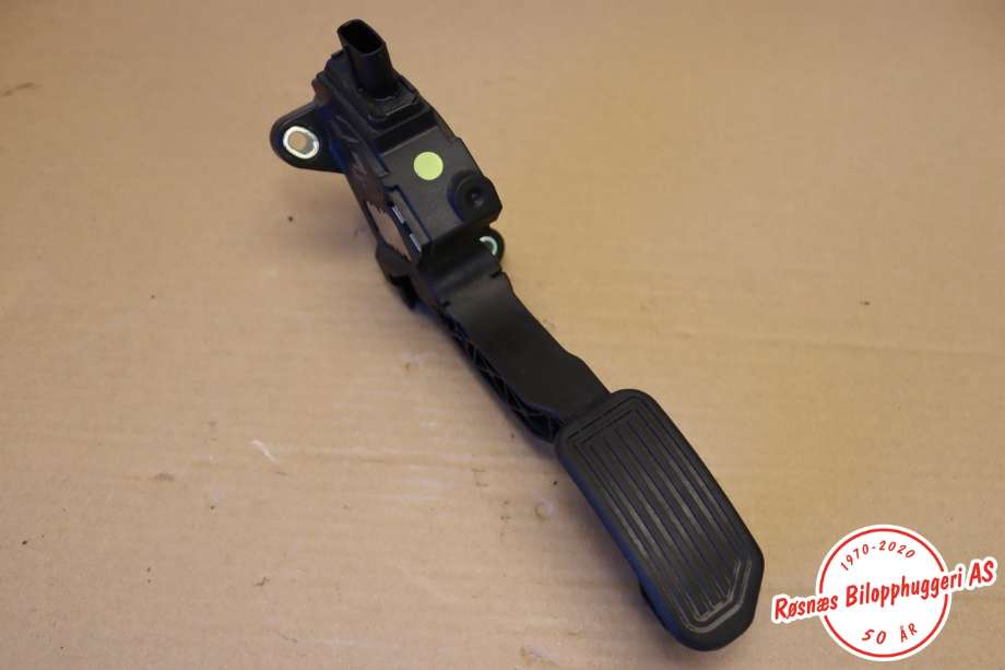 Pedal gass til Toyota RAV4, 2016-2019 (Type IV, Fase 2)  (TOYOTA|)