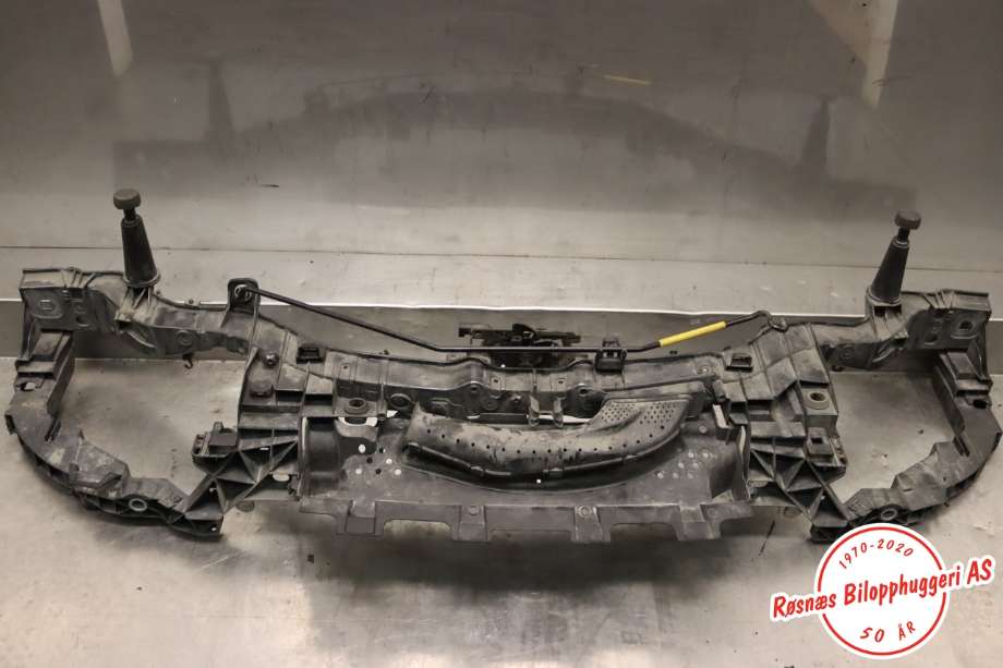 Frontplate øvre til Ford Transit Connect, 2013-2018 Type II, Fase 1  (FORD|DT11-8B041-AF)