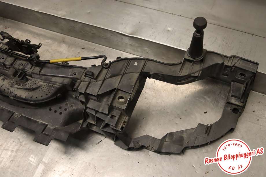 Frontplate øvre til Ford Transit Connect 2013-2018 Type II, Fase 1  (FORD|DT11-8B041-AF|)