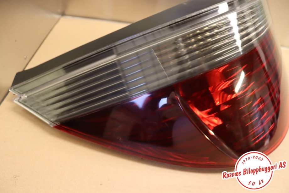 Baklykt venstre til BMW 5-Serie 2003-2010 (E60/E61) (E60/E61) (BMW|63217165737||6923305)