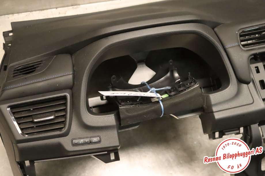 Dashbord til Nissan Leaf 2018-->> (Type II)  (NISSAN|682005SH2B|)