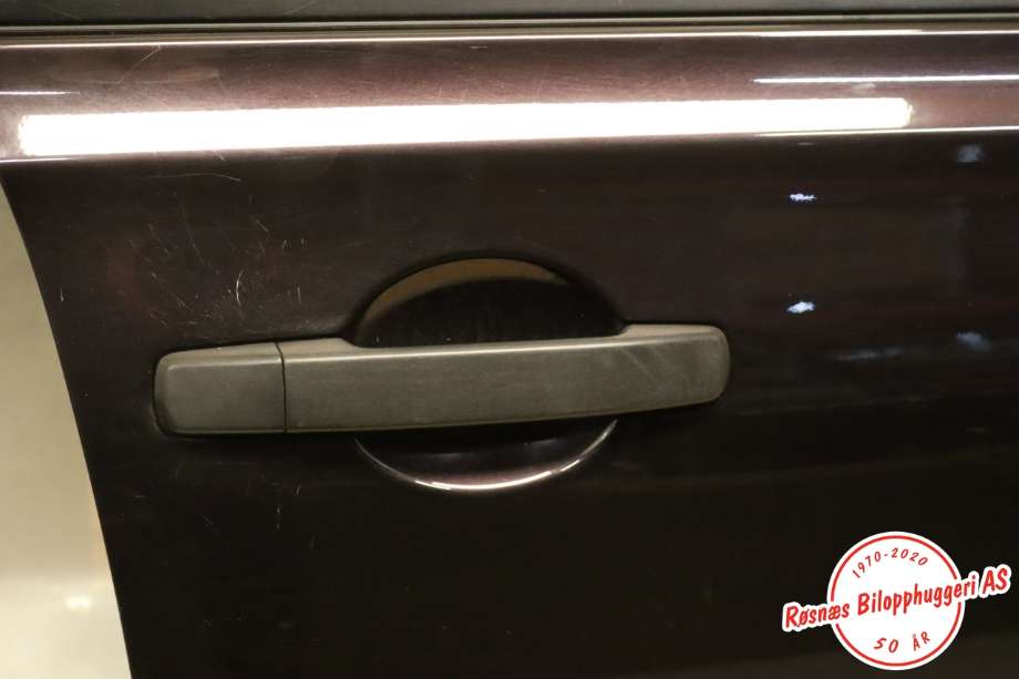 Dør høyre foran til Nissan Qashqai 2010-2014 (Type I, Fase 2)  (NISSAN|H0100JD0MD|)