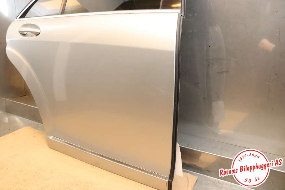 Dør høyre bak til Mercedes S-Klasse 2005-2013 (W221) (W221) (MERCEDES|A 221 730 04 05|)