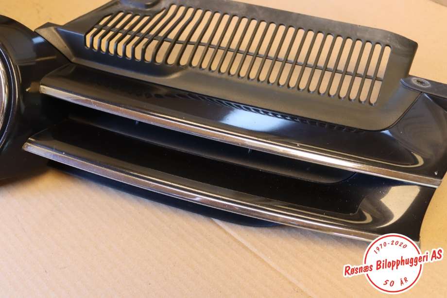 Grill til VW Golf V, Combi 2003-2008  (VOLKSWAGEN||1K0853655)