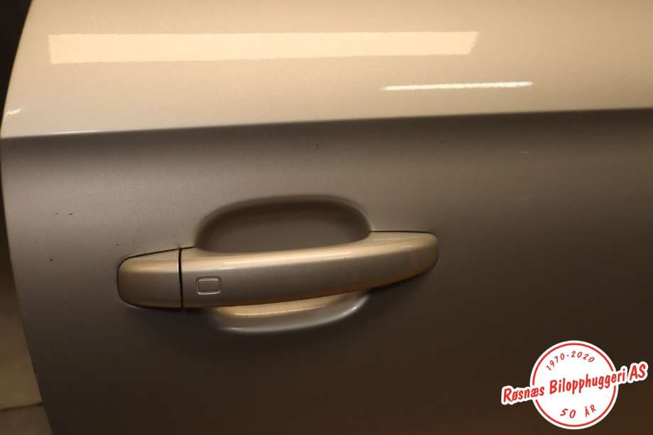 Dør høyre 2dørs til Audi A1 2010-2014 (Type I, Fase 1)  (AUDI|8X3 831 052 B|)