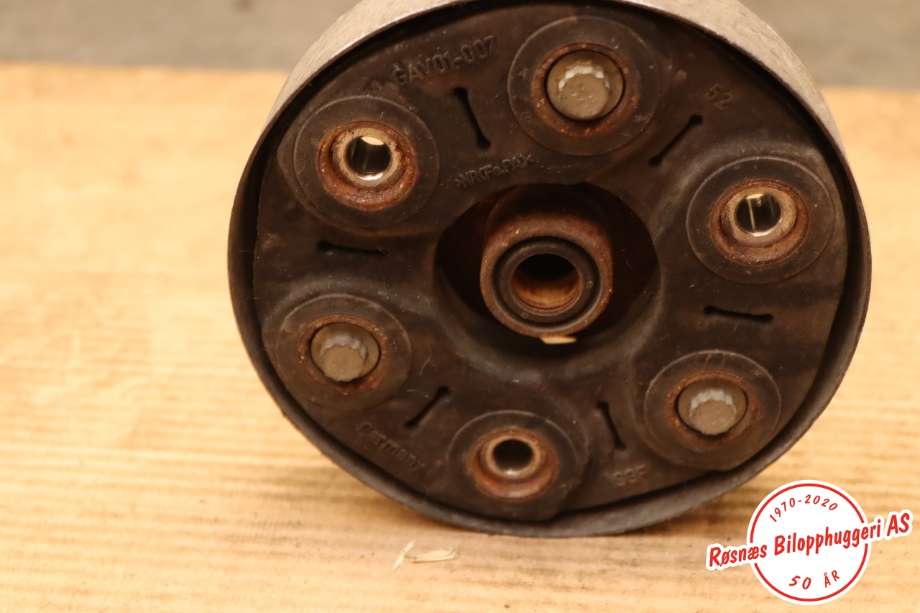 Mellomaksel til Audi Q3 2011-2014 (Type I, Fase 1)  (AUDI|5N0 521 101 E|)