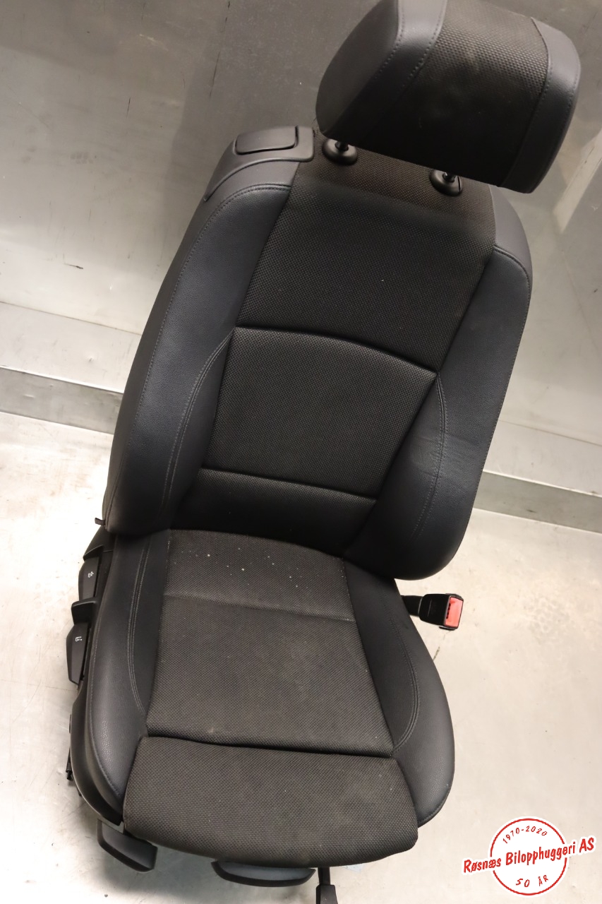 Sete foran høyre til BMW 1-Serie 2004-2011 (E81/E82/E87/E88) (E81/E82/E87/E88) (BMW|)