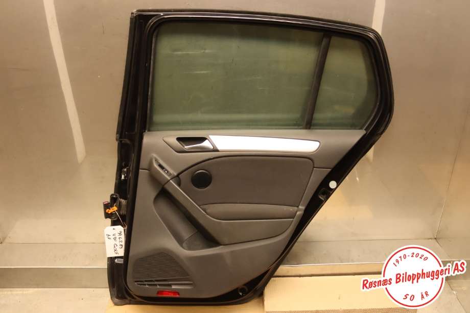 Dør høyre bak til VW Golf VI 2008-2012  (VOLKSWAGEN|5K6 833 056 K|)