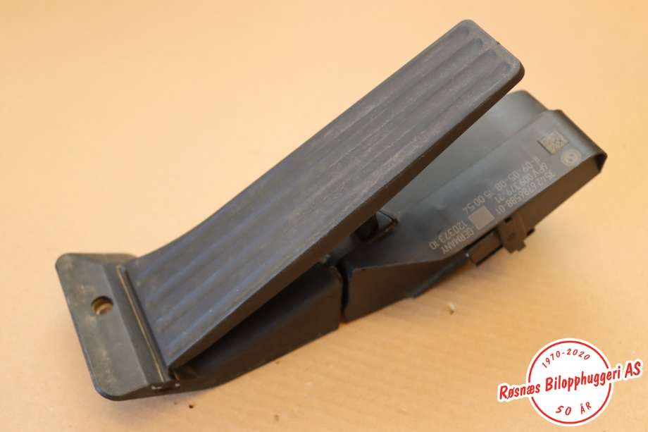 Pedal gass til BMW 1-Serie 2004-2011 (E81/E82/E87/E88) (E81/E82/E87/E88) (BMW||35426786588)