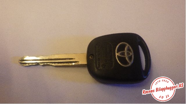 Nøkkel til Toyota Avensis 2003-2008 (Type II)  (TOYOTA|)