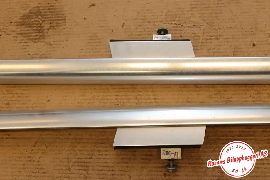 Takrails til Mercedes GLK 2008-2015 (X204) (X204) (MERCEDES|A 204 890 18 93||A 204 890 17 93)