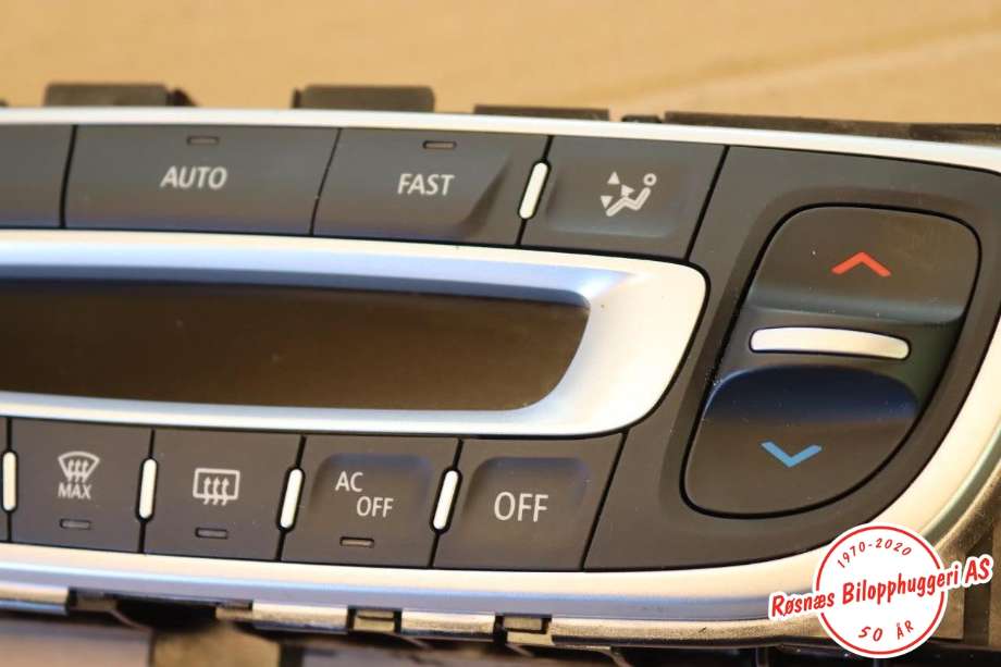 Varmeapparat betjening til Renault Scenic 2009-2016 (Type III)  (RENAULT||275109409R)