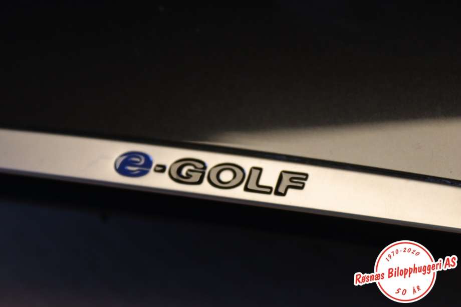 Dashbord askebeger til VW e-Golf 2017-2020 (Fase 2)  (VOLKSWAGEN|5G1 863 391 J|)