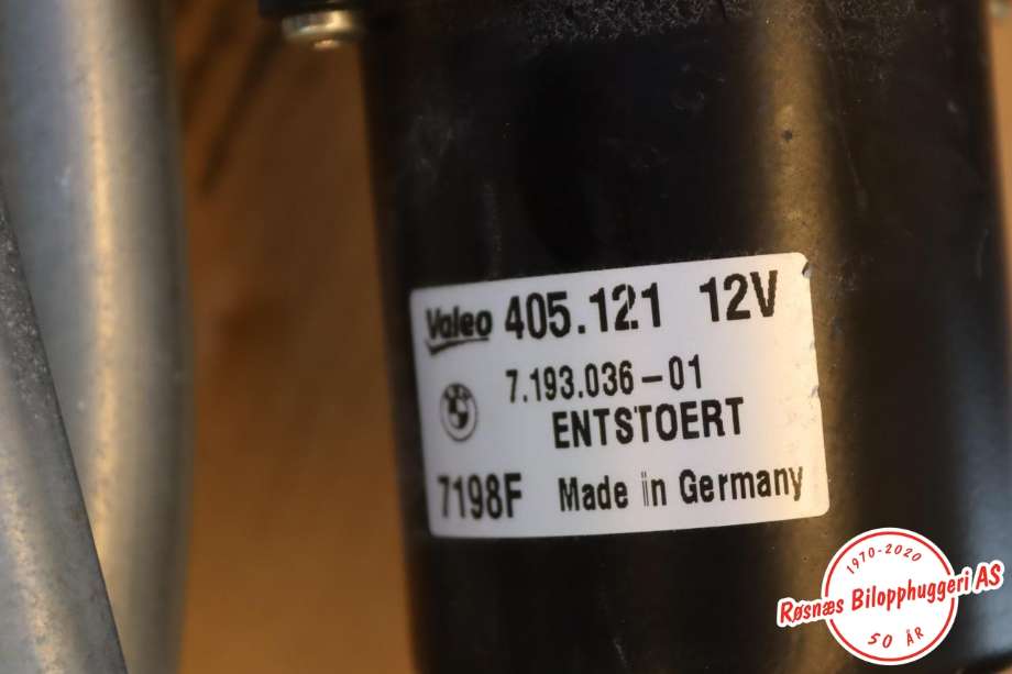 Viskermotor frontrute til BMW 1-Serie 2004-2011 (E81/E82/E87/E88) (E81/E82/E87/E88) (BMW||7193036-01)
