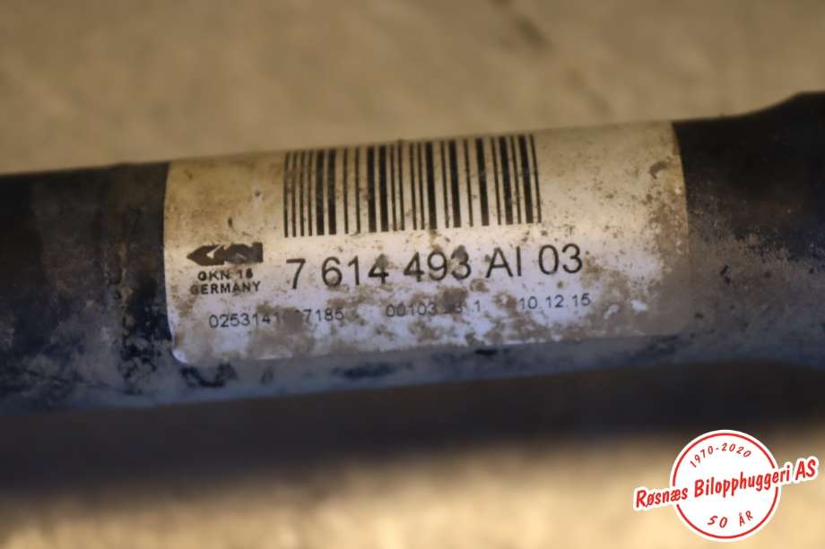 Drivaksel høyre bak til BMW X3 2010-2017 (F25) (F25) (BMW|33207614492|)