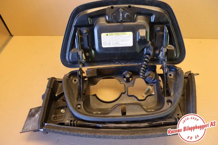 Batterilader inntak/luke til Nissan Leaf 2011-2017 (Type I)  (NISSAN|657013NB1B|)