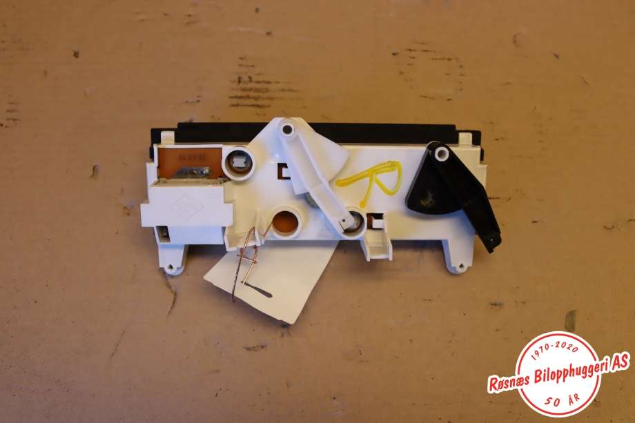 Varmeapparat betjening til Nissan Kubistar 2004-2009 (NISSAN|2751100QAL|)