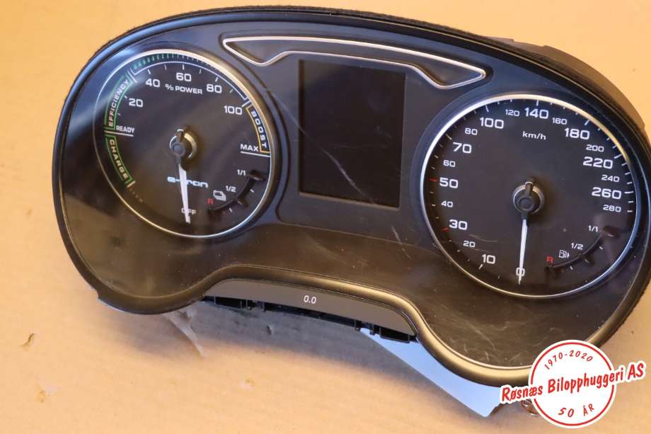 Speedometer til Audi A3 2016-2020 (Type III, Fase 2)  (AUDI|8V0920872J|)