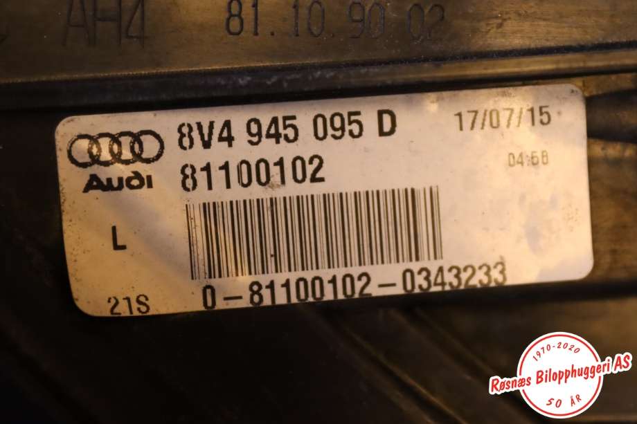 Baklykt venstre til Audi A3 2016-2020 (Type III, Fase 2)  (AUDI|8V4945095D|)