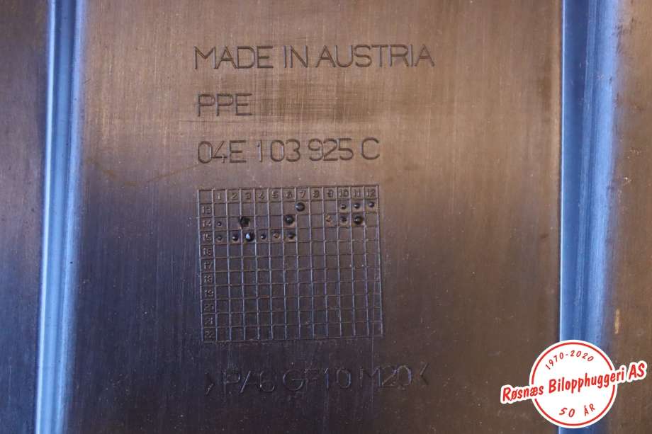 Motordeksel over motor til Audi A3 2016-2020 (Type III, Fase 2)  (AUDI|04E 103 925 C|)