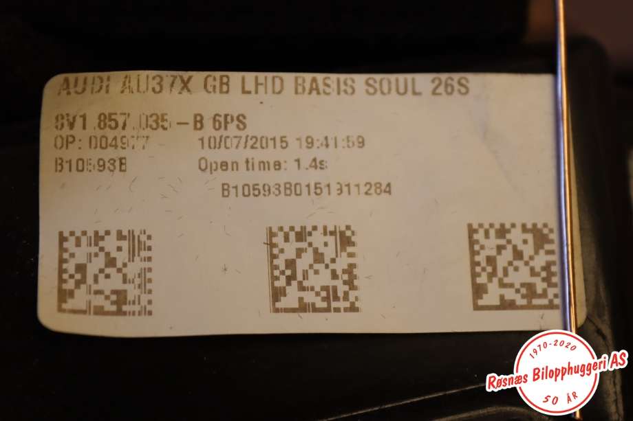 Hanskerom til Audi A3 2016-2020 (Type III, Fase 2)  (AUDI|8V1857035B|)