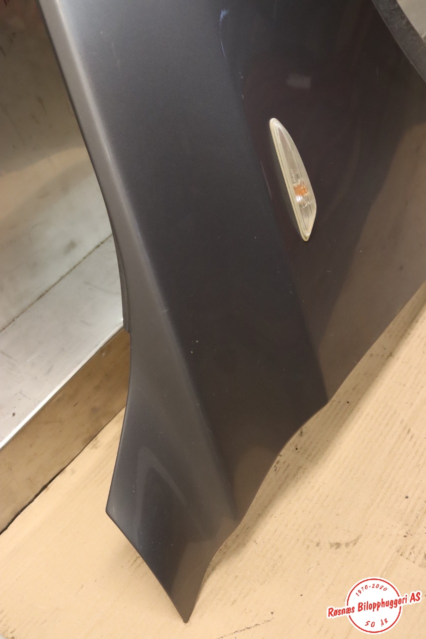 Skjerm høyre foran til BMW X3 2007-2010 (Fase 2) (E83) (E83) (BMW|41353405922|)