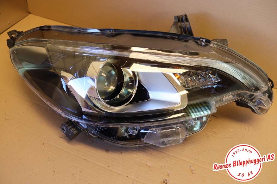 Frontlykt høyre halogen til Mopedbil Ligier JS50 2015-2024 (Type I)  (90144086|)