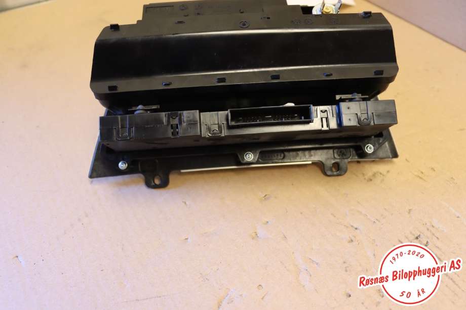 Diverse deler til BMW X3 2007-2010 (Fase 2) (E83) (E83) (BMW|901120-460|)