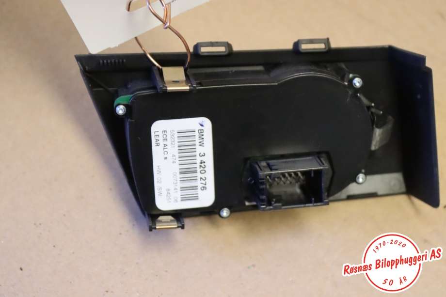Bryter lys til BMW X3 2007-2010 (Fase 2) (E83) (E83) (BMW|3 420 276|)