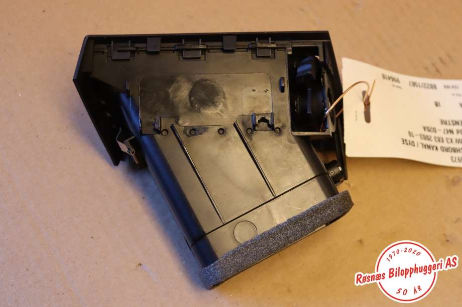 Dashbord friskluftdyse til BMW X3 2007-2010 (Fase 2) (E83) (E83) (BMW|3415973|)