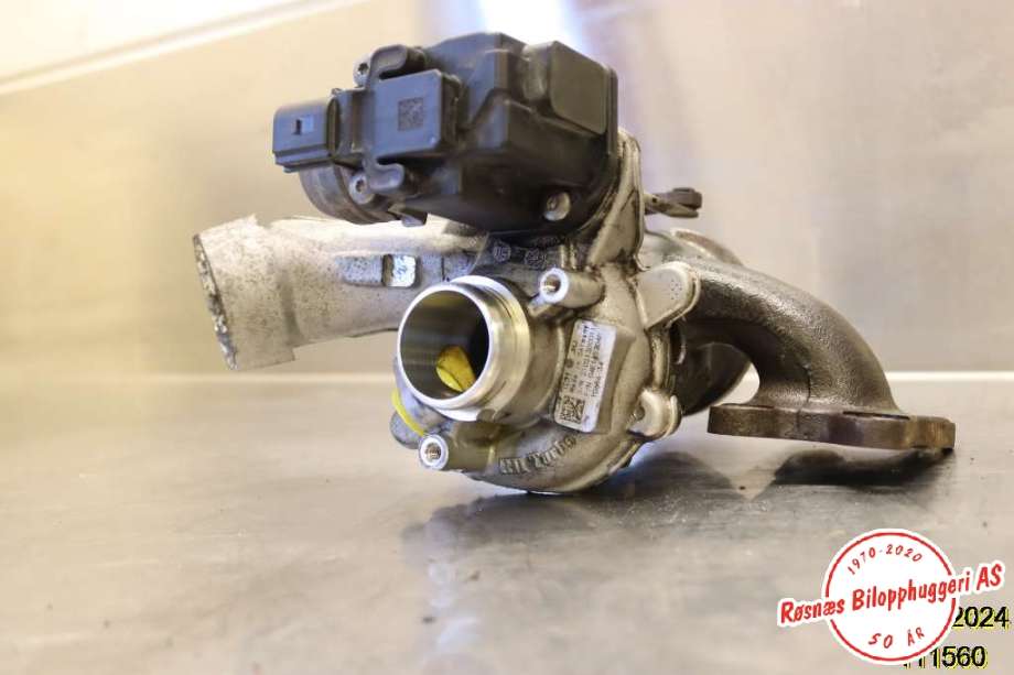 Turbo til VW Golf VII, 2012-2017 (Fase 1)  (VOLKSWAGEN|04E 145 721 F)
