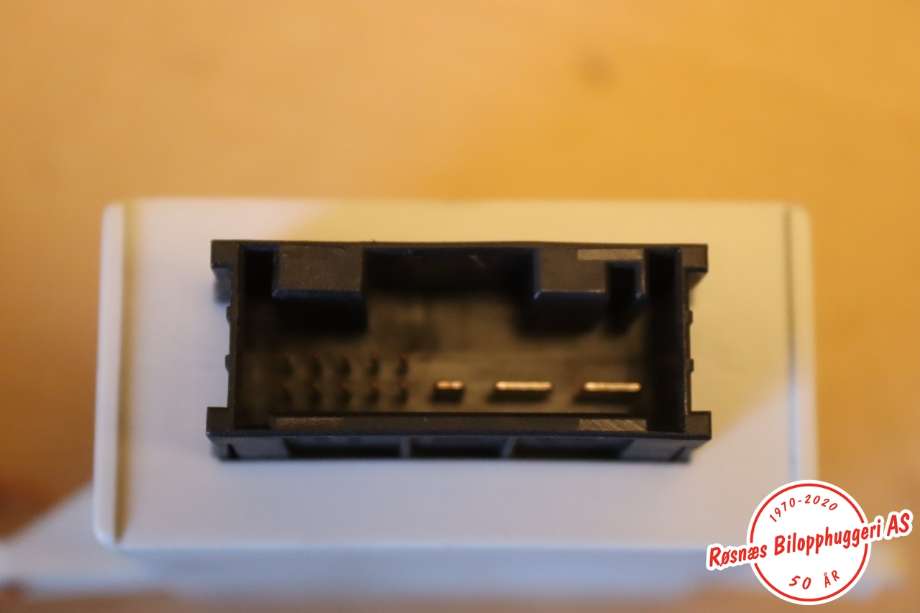 Styreenhet diverse til BMW X3 2007-2010 (Fase 2) (E83) (E83) (BMW|6135914535001|)