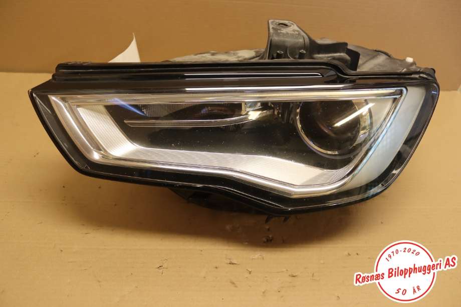 Frontlykt venstre halogen til Audi A3, 2016-2020 (Type III, Fase 2) (AUDI|8V0941031AG)