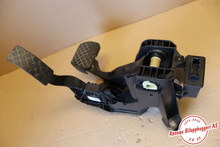 Pedalsett til Audi A3 2016-2020 (Type III, Fase 2) (AUDI|5Q1723058 AJ|)