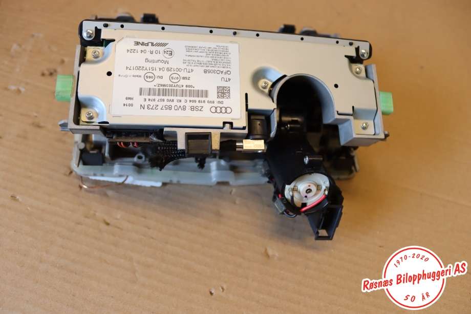 Bilstereo navigasjon til Audi A3 2016-2020 (Type III, Fase 2)  (AUDI|8V0857273N|)