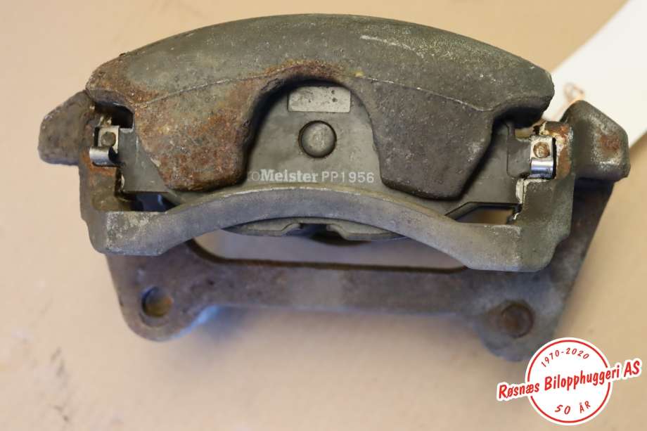 Bremsecaliper venstre foran til Audi A3 2016-2020 (Type III, Fase 2)  (AUDI|8V0 615 123 A|)