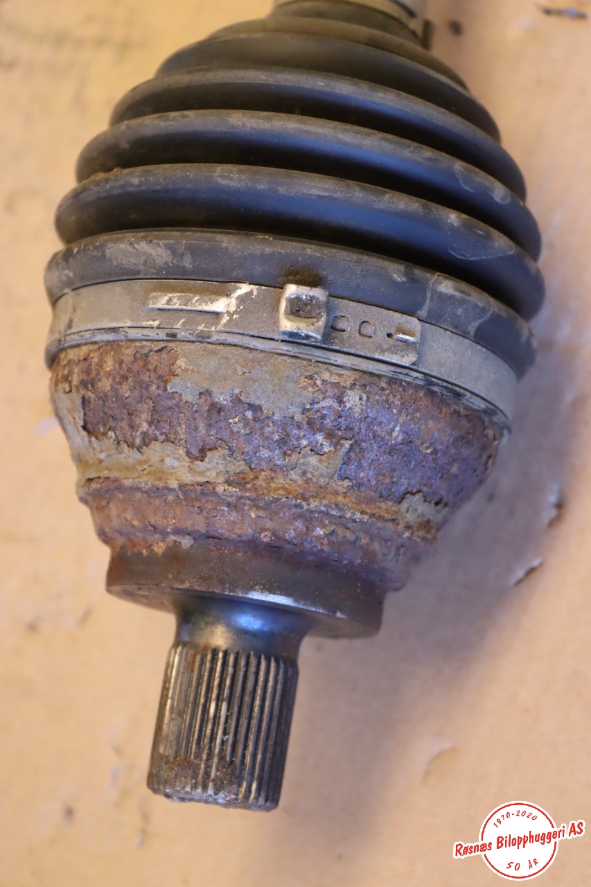 Drivaksel venstre foran, elbil til Audi A3 2016-2020 (Type III, Fase 2)  (AUDI|5Q0 407 271 CM|)