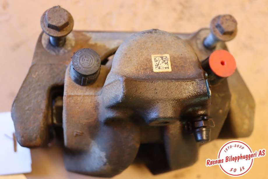 Bremsecaliper høyre foran til BMW X3 2010-2017 (F25) (F25) (BMW|34 10 6 790 922|)