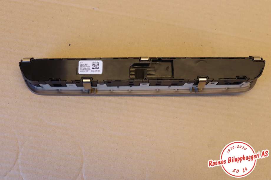 Bryter rutevarme til BMW i4 2021-->> (G26) (G26) (BMW|61315A63F19|)
