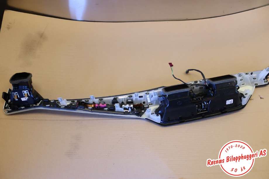 Diverse deler til BMW i4 2021-->> (G26) (G26) (BMW|64 22 5 A04 CE2|)