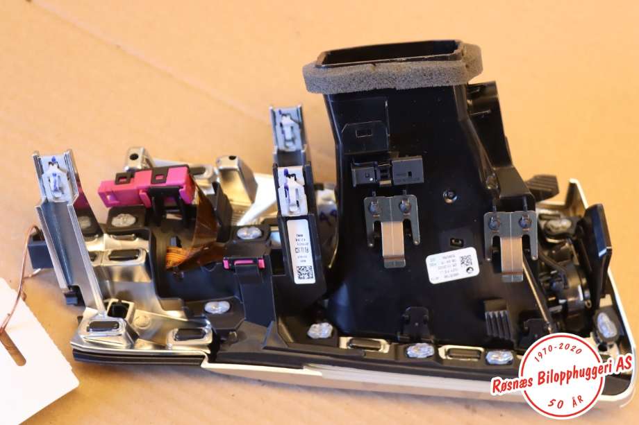 Dashbord friskluftdyse til BMW i4 2021-->> (G26) (G26) (BMW|64 22 5 A8E 289|)