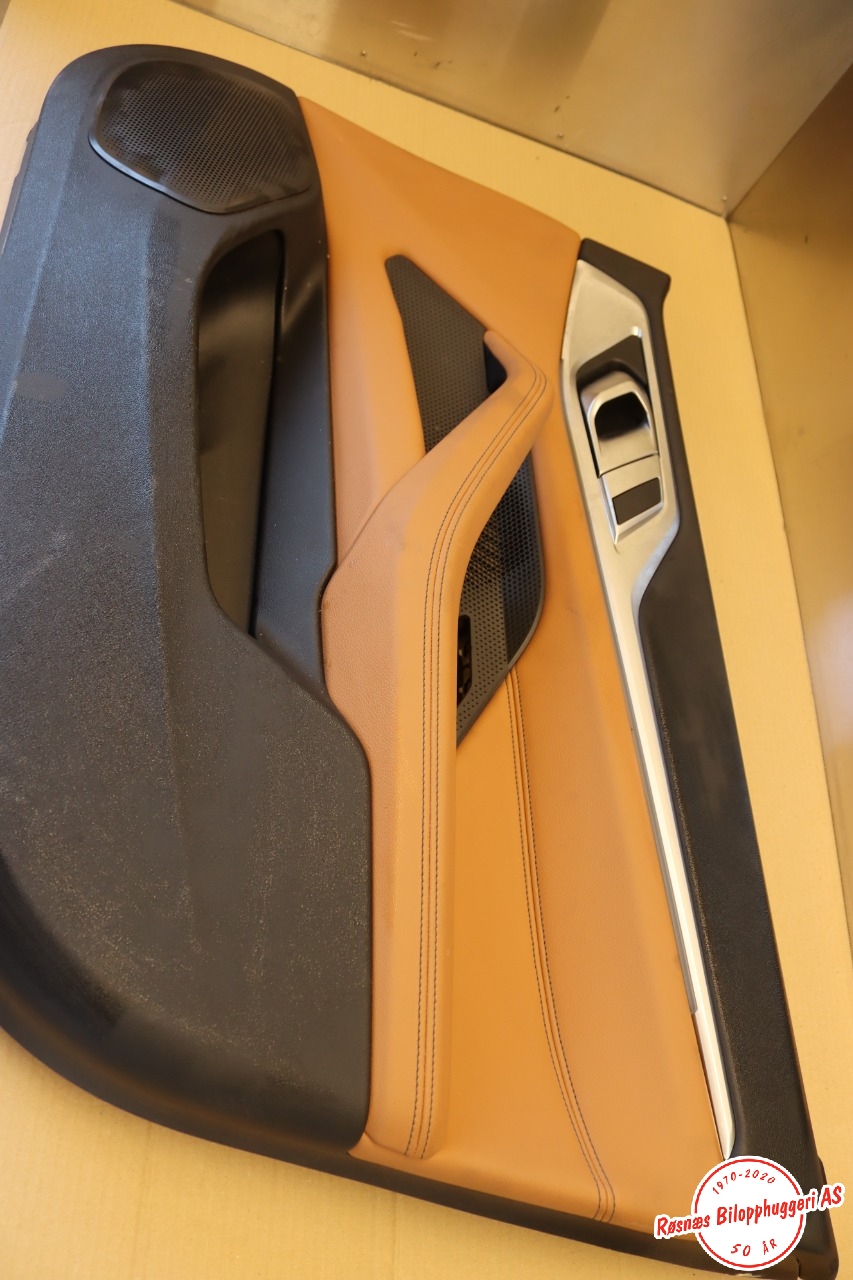 Dørtrekk høyre til BMW i4 2021-->> (G26) (G26) (BMW|51 41 5 A42 236|)
